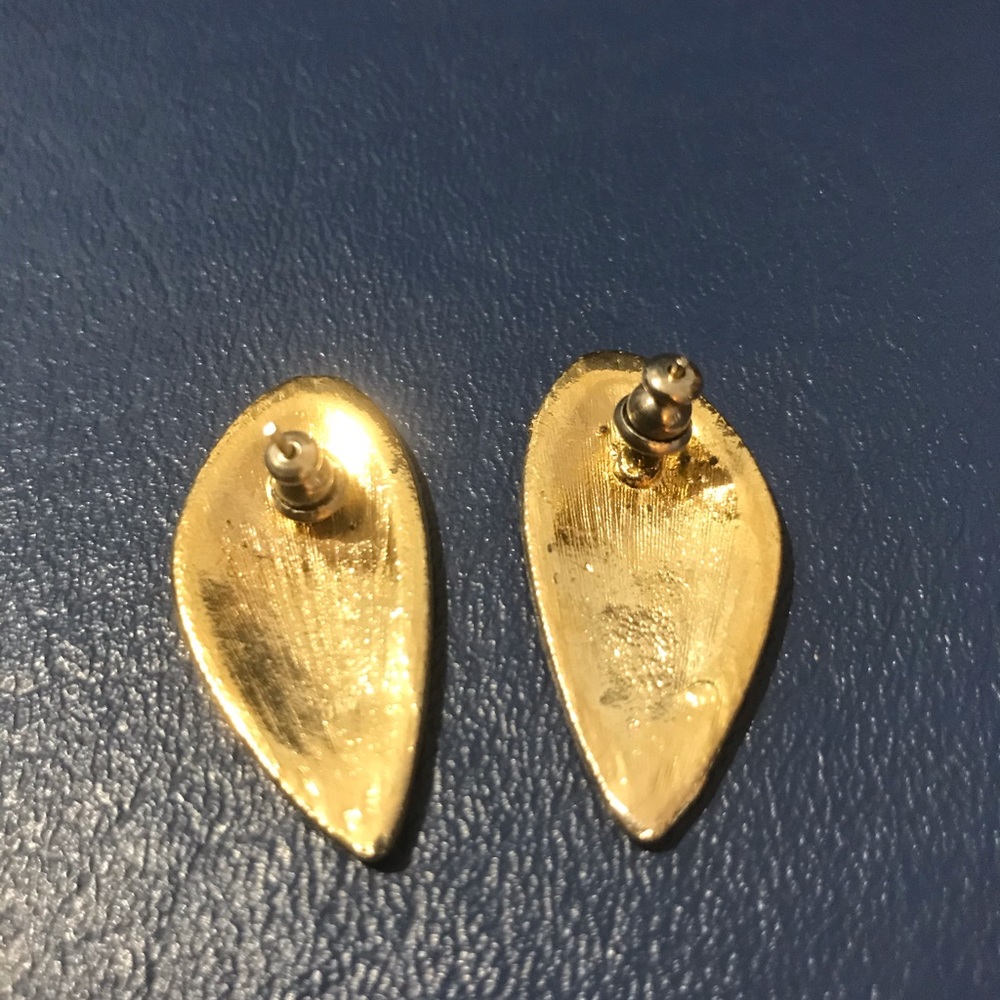 Earrings - Picture 3 of 4